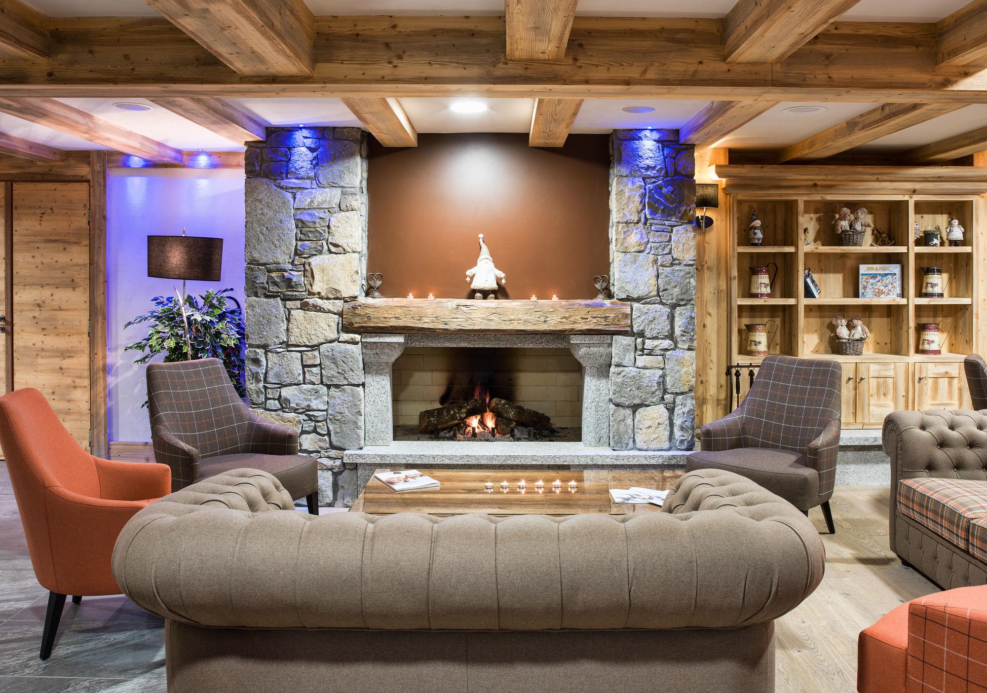 Cgh Residence Boutique Les Chalets De Layssia サモエンヌ エクステリア 写真